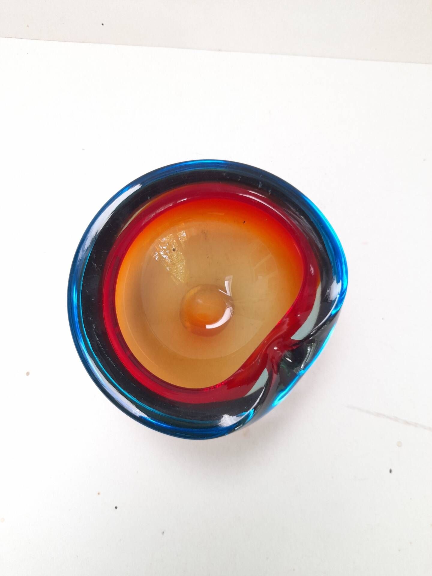Cendrier ou vide-poche en verre de Murano