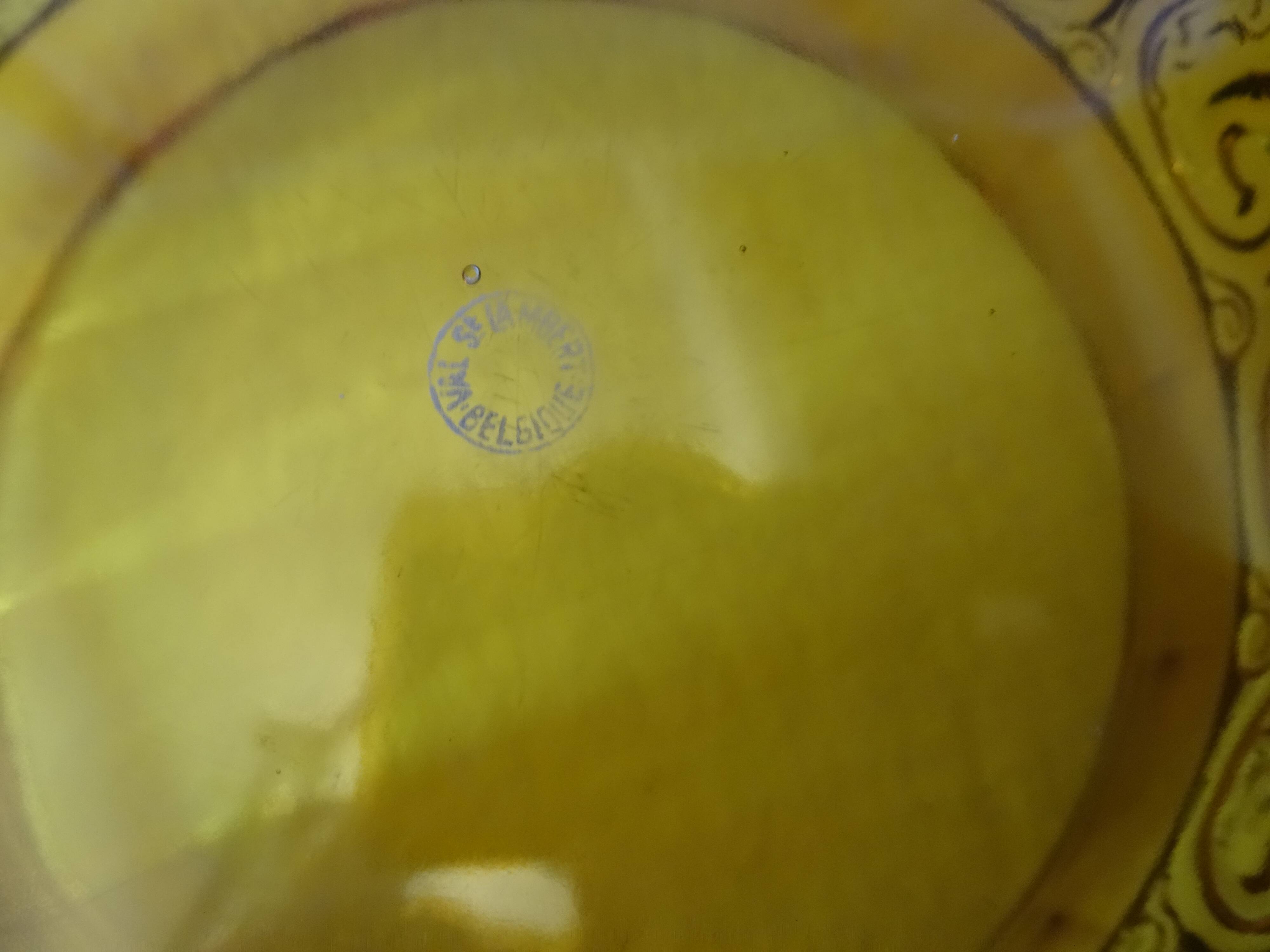 Art deco amber glass bowl