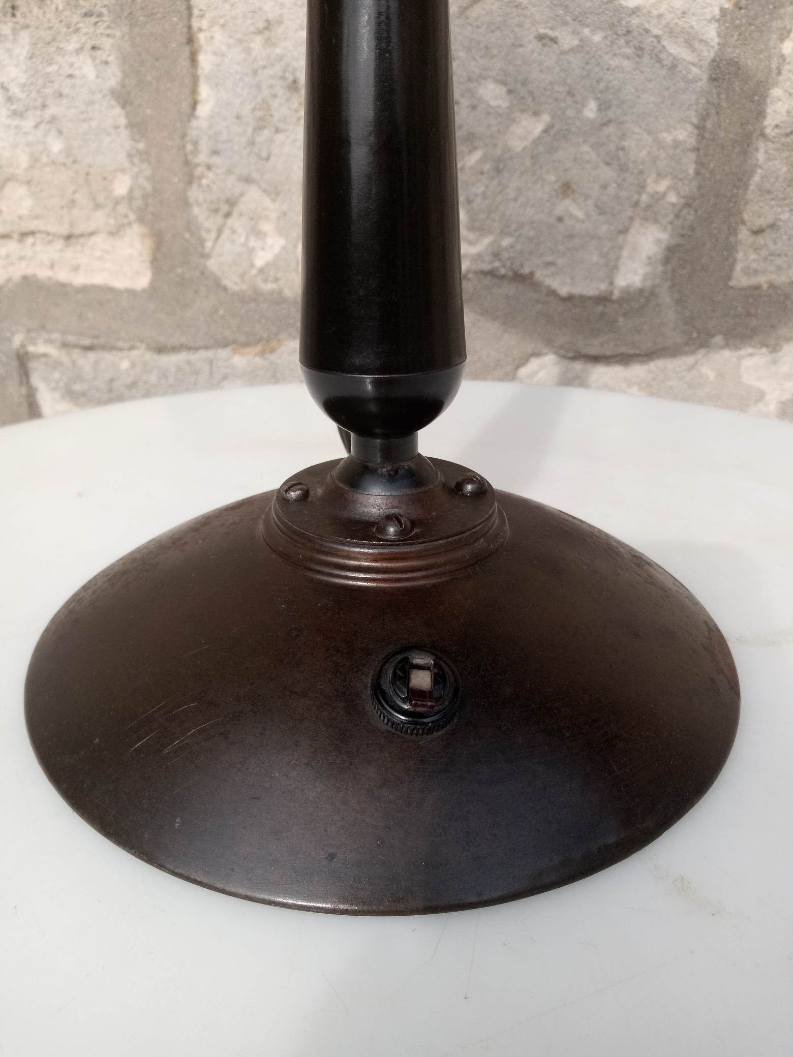 Mushroom office lamp