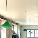 Lampe à suspension art déco en opaline verte conique