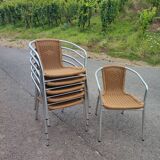 Scoubidou and aluminum chairs