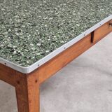 Table de ferme en bois plateau vert moucheté