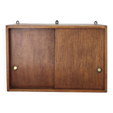 Wall shelf