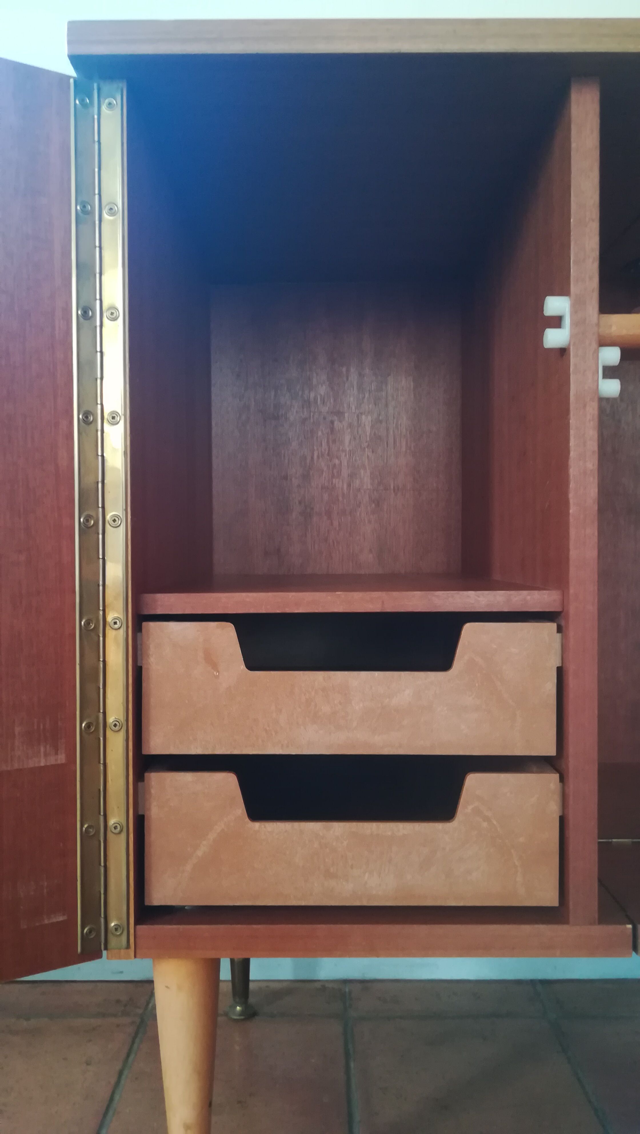 60s cupboard