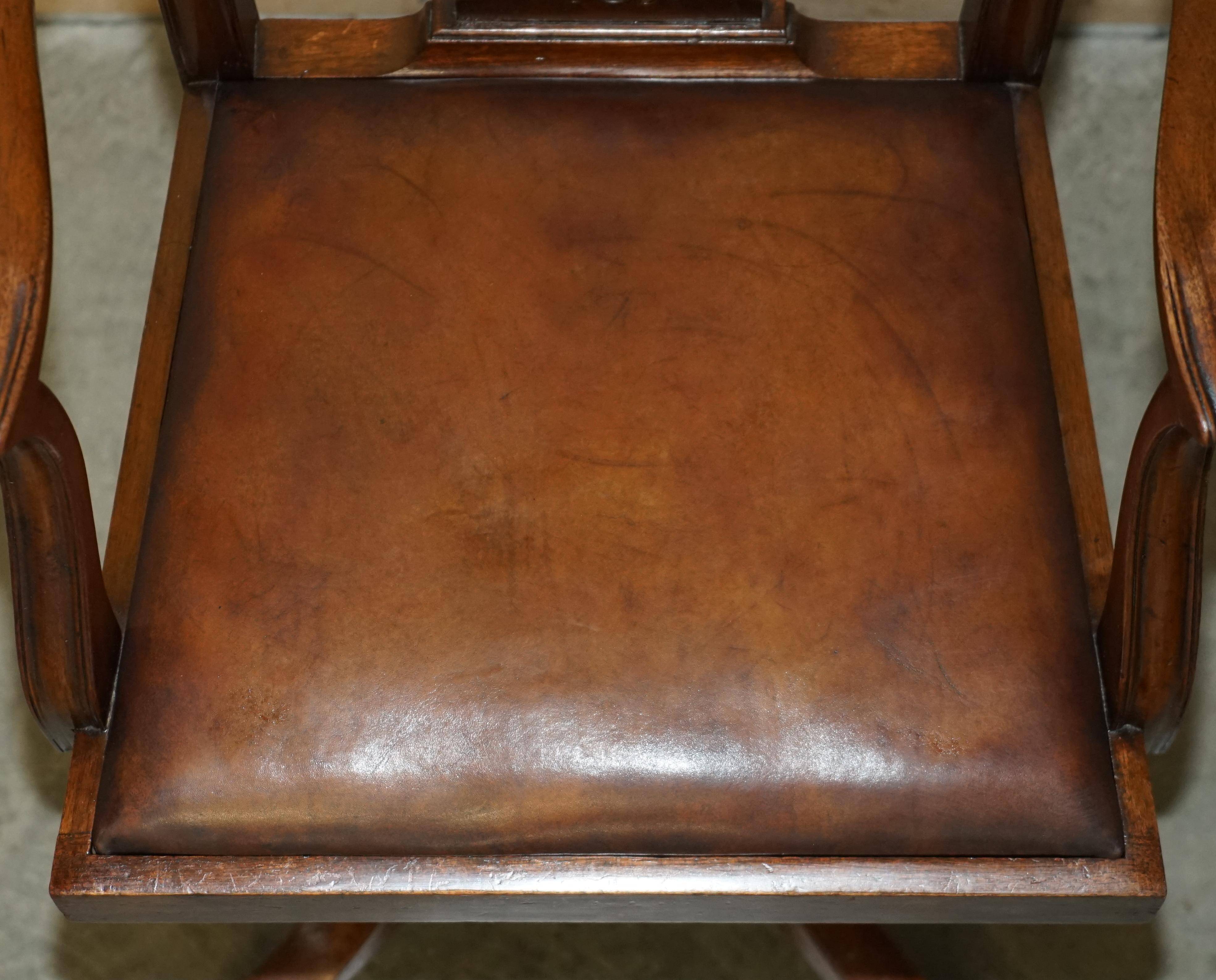 Chaise de capitaine antique George Hepplewhite 1880 cuir