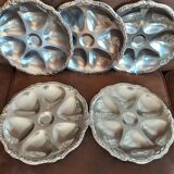 Set of 5 metal oyster plates