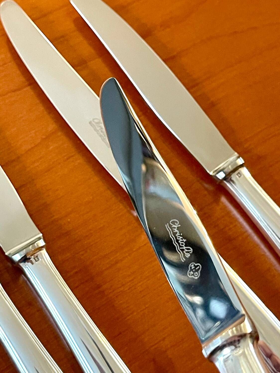 Christofle America 6 entremet, cheese, and dessert knives, 19.5 cm, superb
