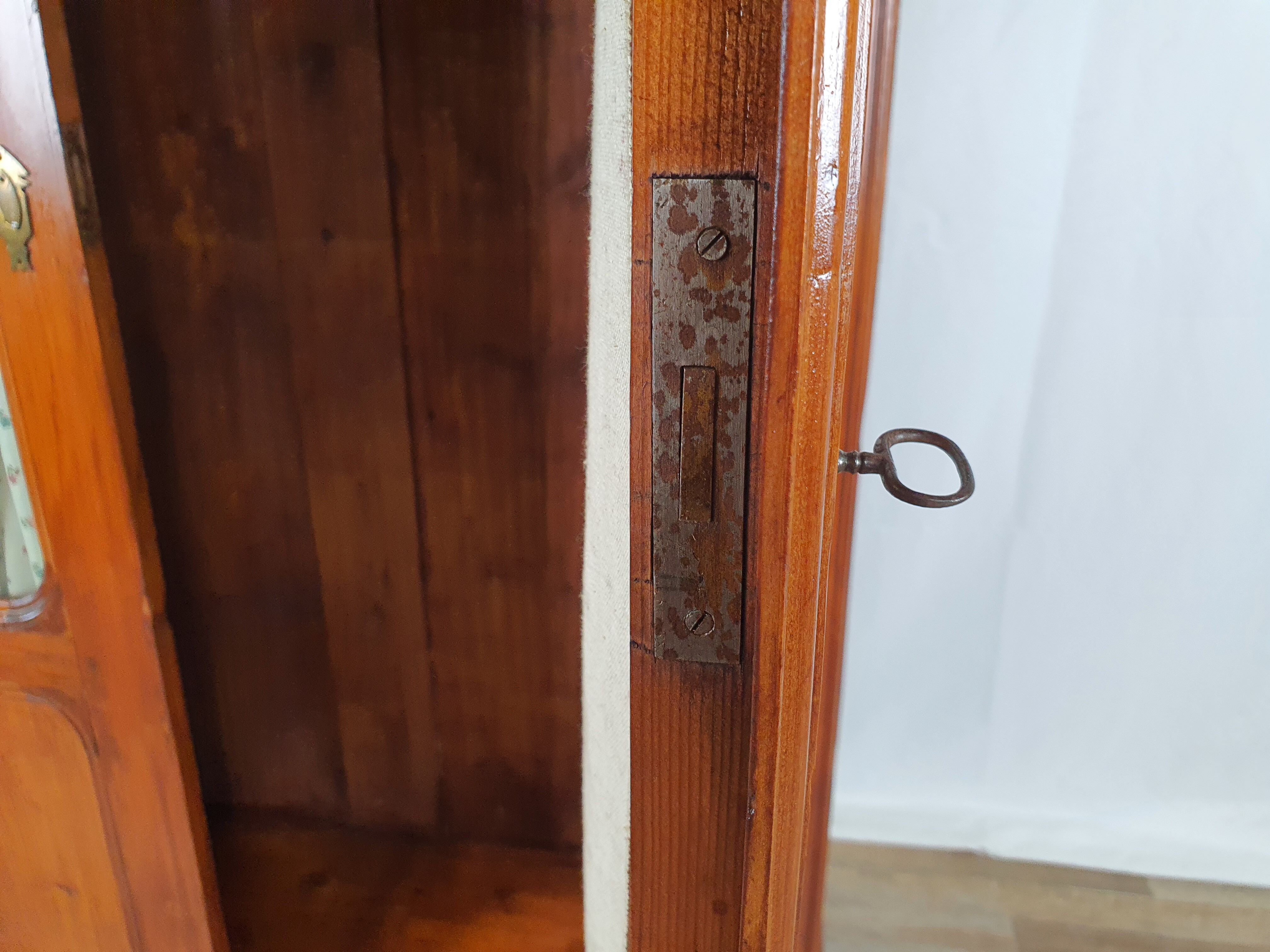 Rustic Wardrobe in Fir with Curtains