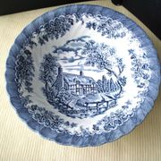Churchill "Georgian Collection" English porcelain salad bowl