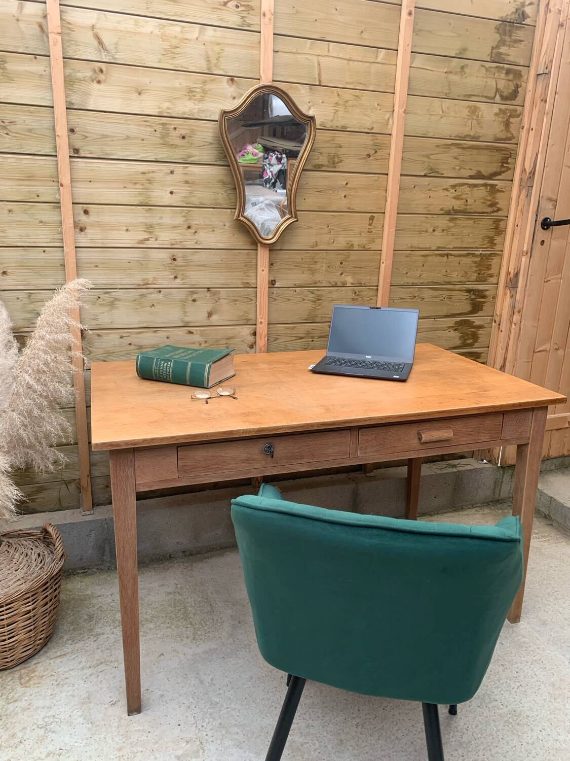 Schoolmaster's office