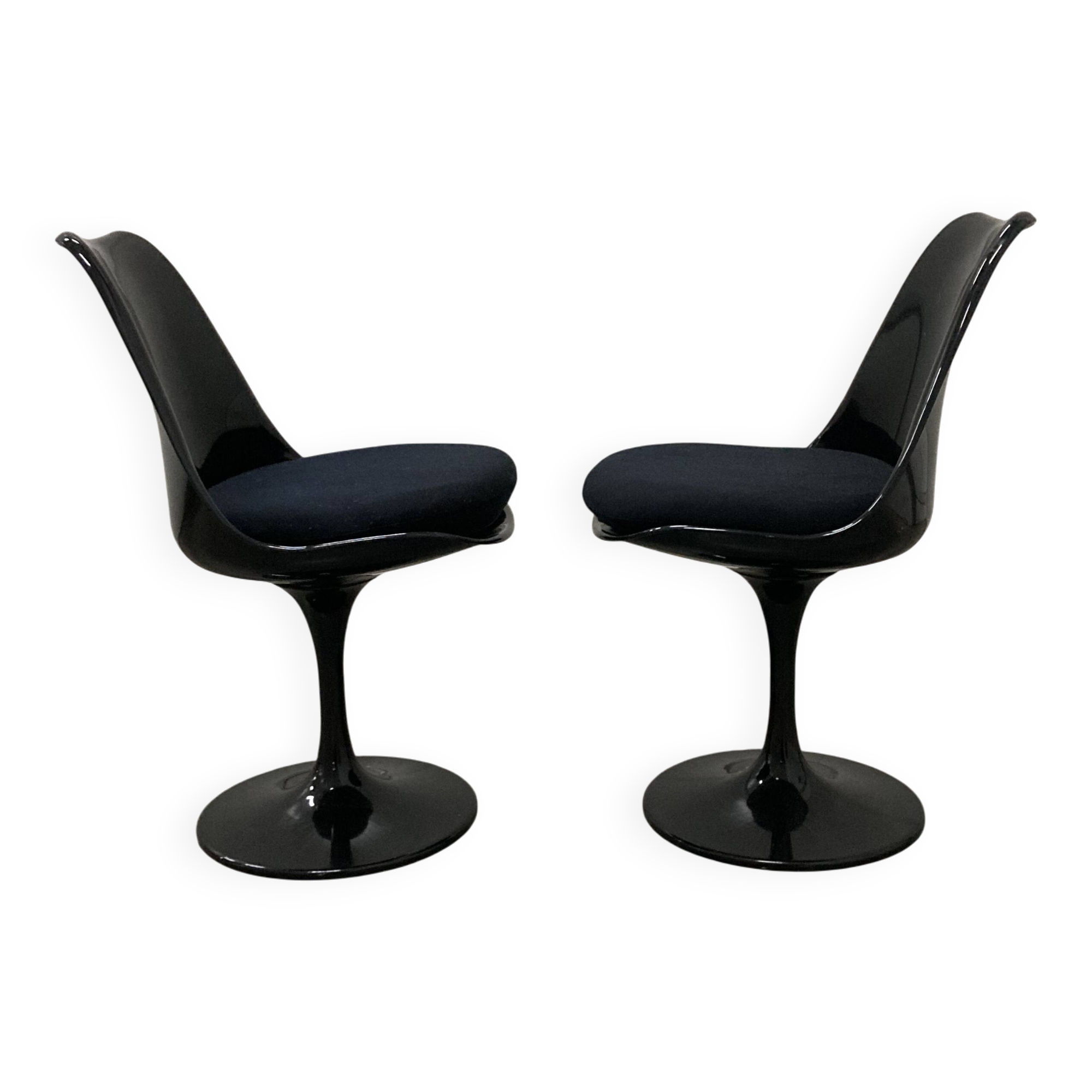 2 replica Saarinen Tulip chair black dining chair