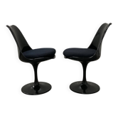 2 chaises de salle à manger Tulip Saarinen noires répliques