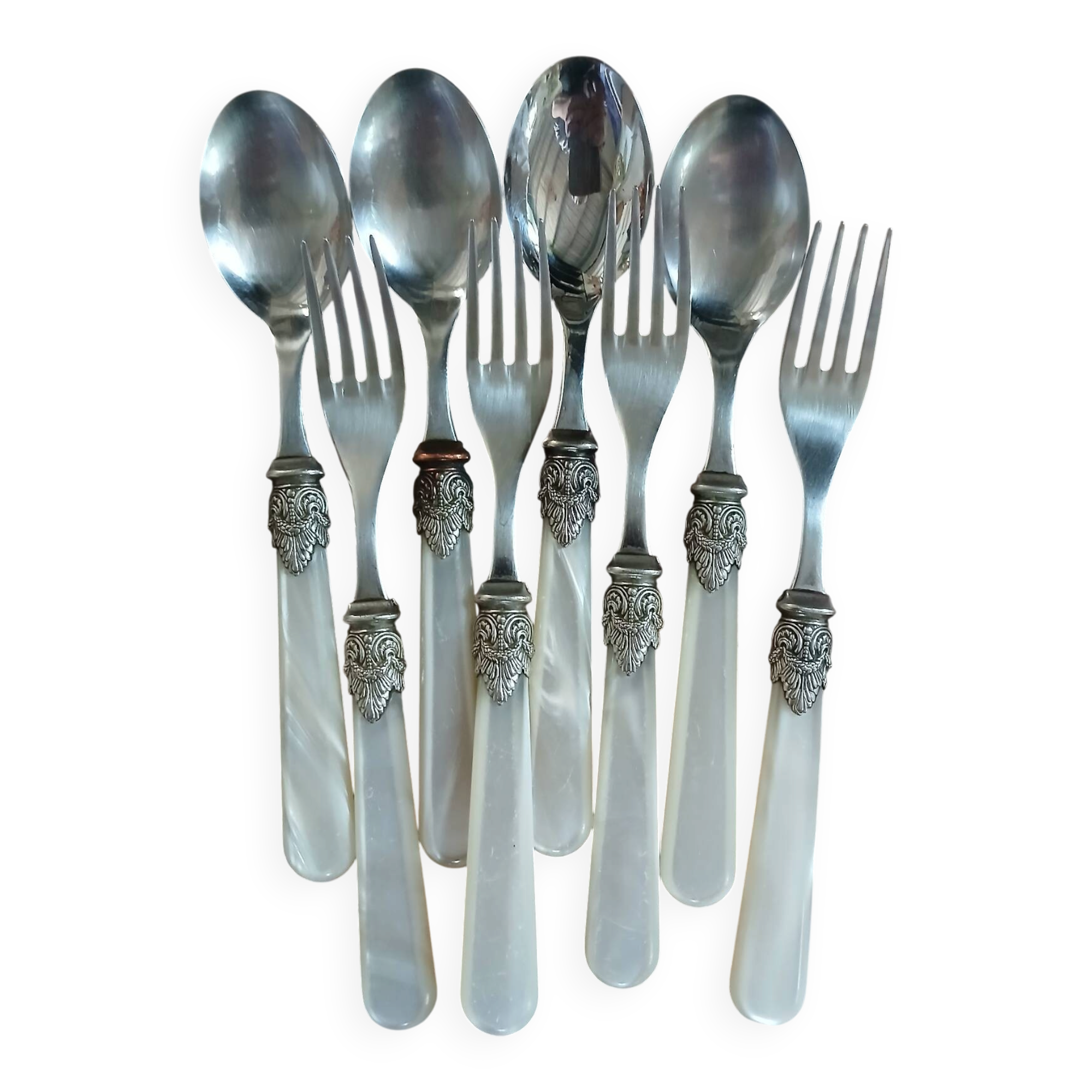 8 antique place settings