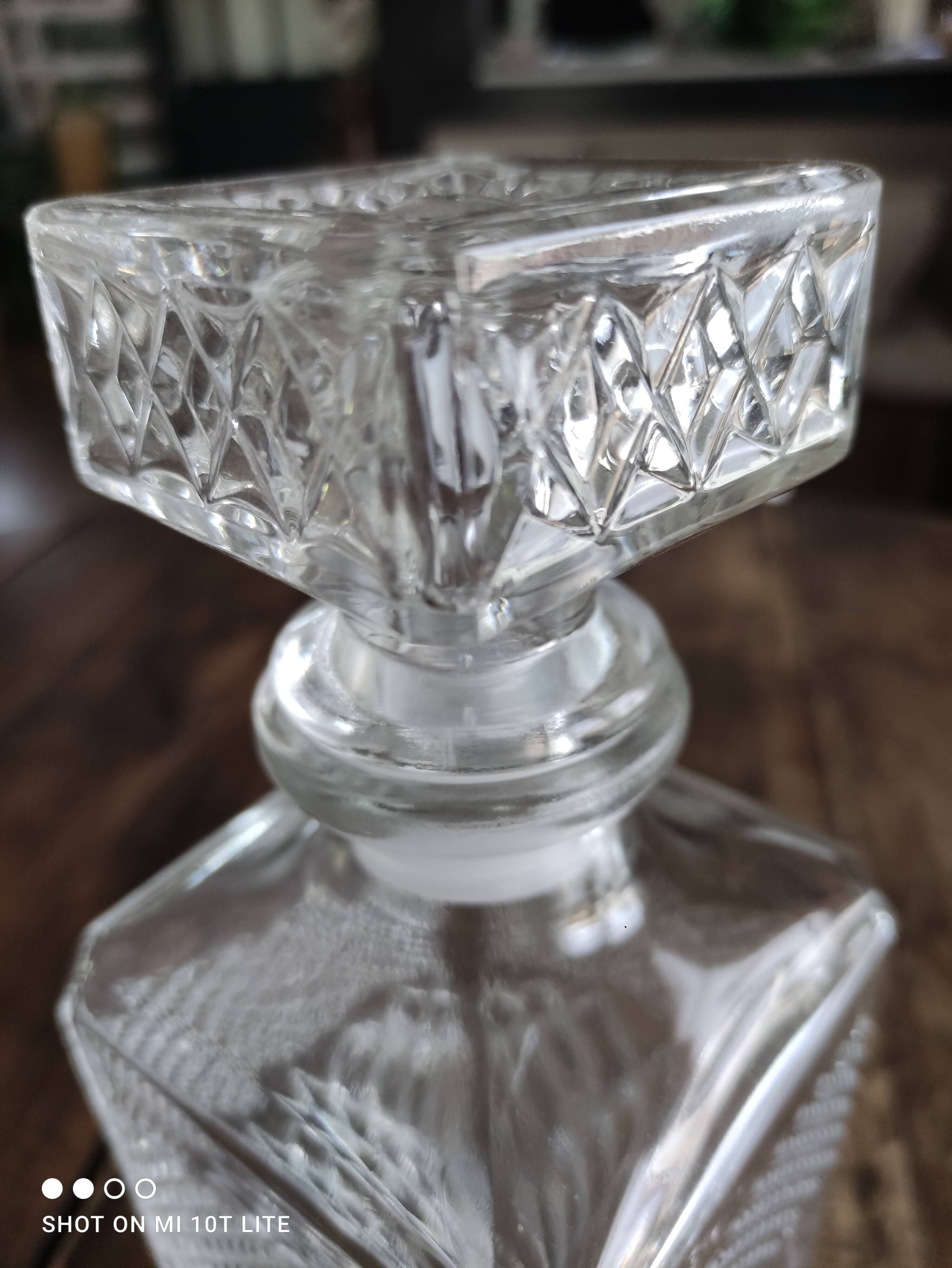 Vintage diamond-faceted glass whisky decanter