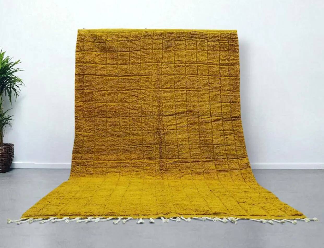 Moroccan rug made of natural wool, handmade, 2.5x1.5 m.