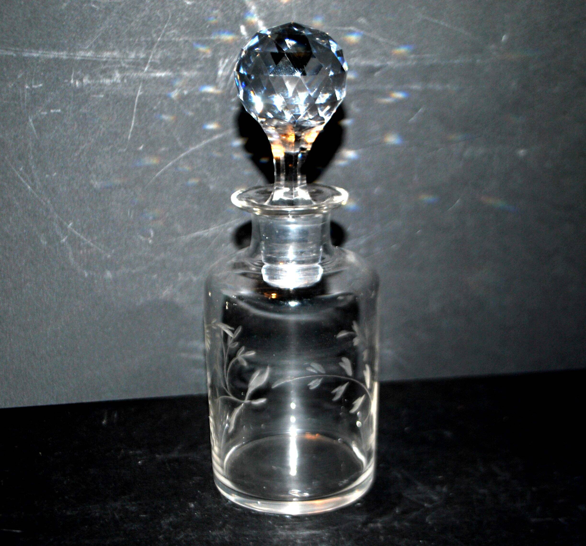 Antique Saint-Louis floral engraved crystal bottle carafe H17cm