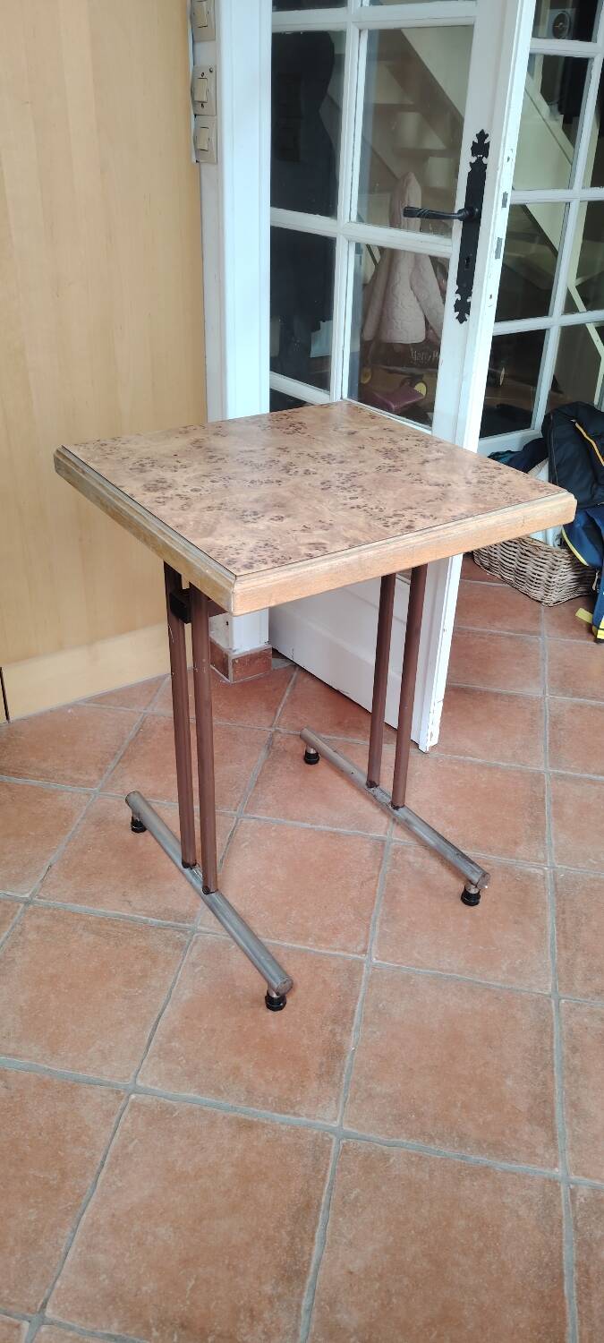 Table bistrot vintage
