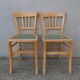 2 chaises de bistrot vintage
