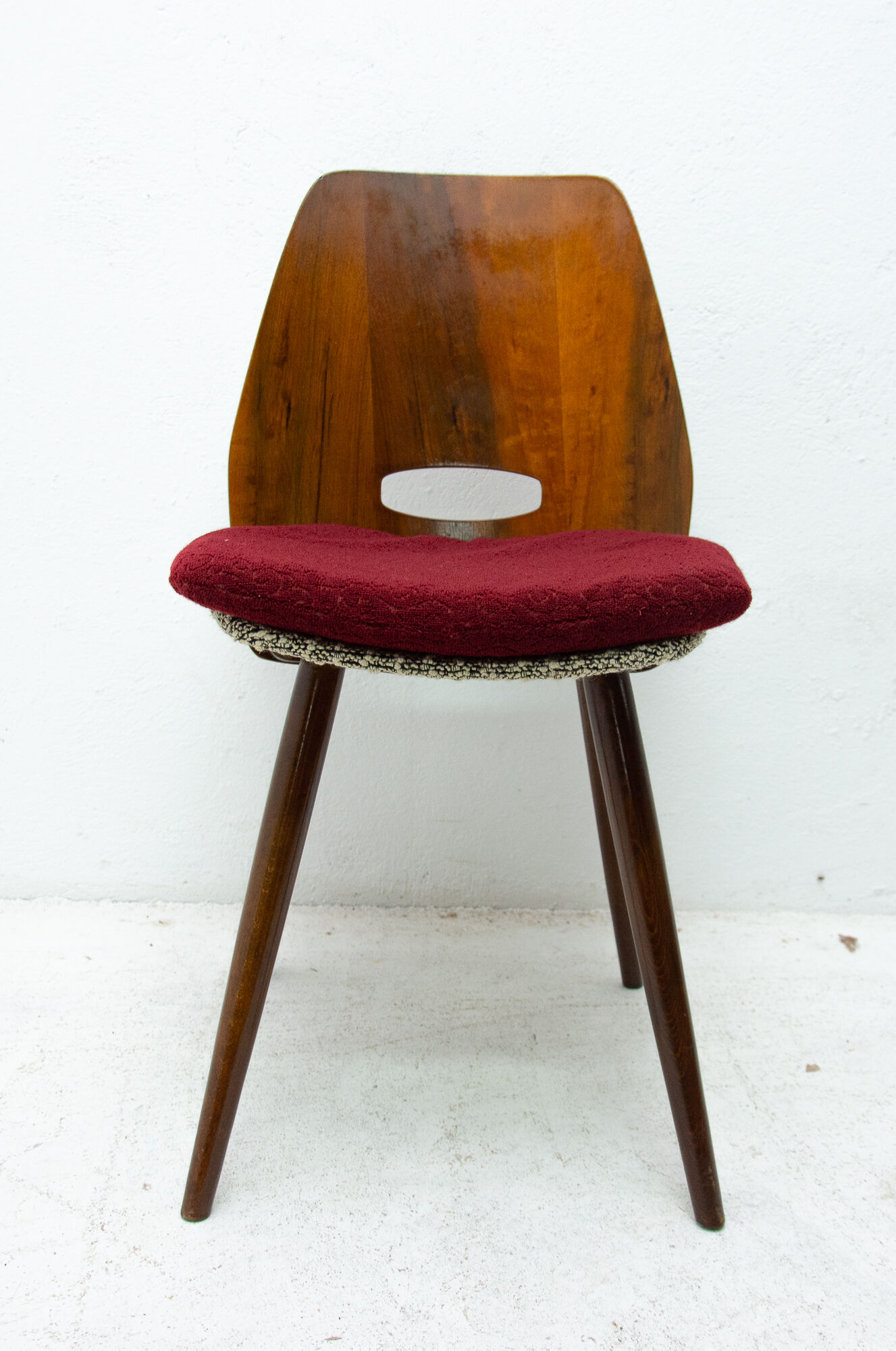 Lot de 4 chaises conçues par Frantisek Jirák pour Tatra Pravenec