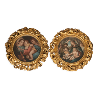 Pair of Madonna frames of the Magnificat Virgin with carved tondo chair