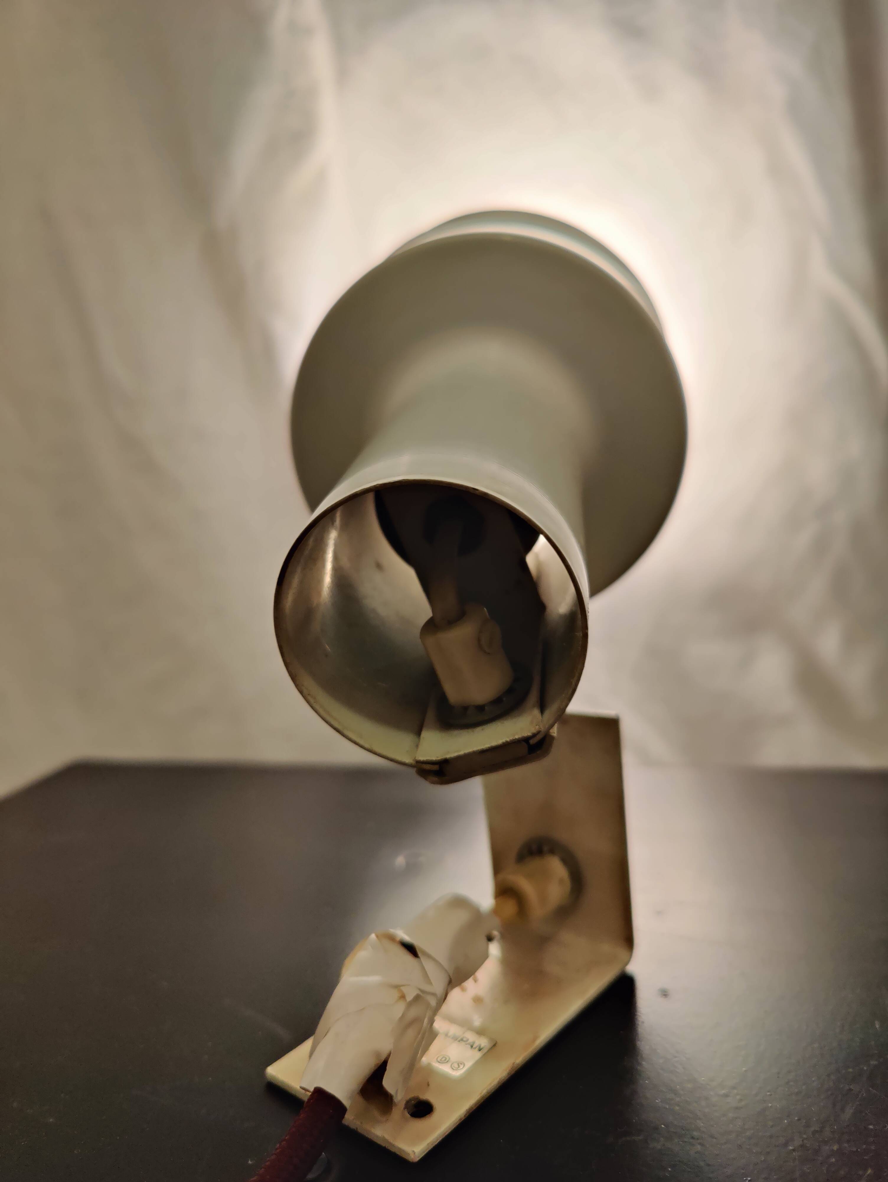 Kosta lampan Swedish wall lamp from the 70s