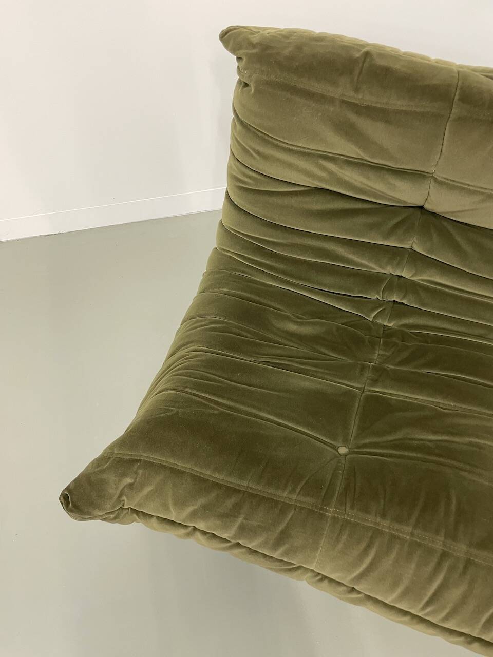 Vintage 2 and 3 seater green velvet togo set