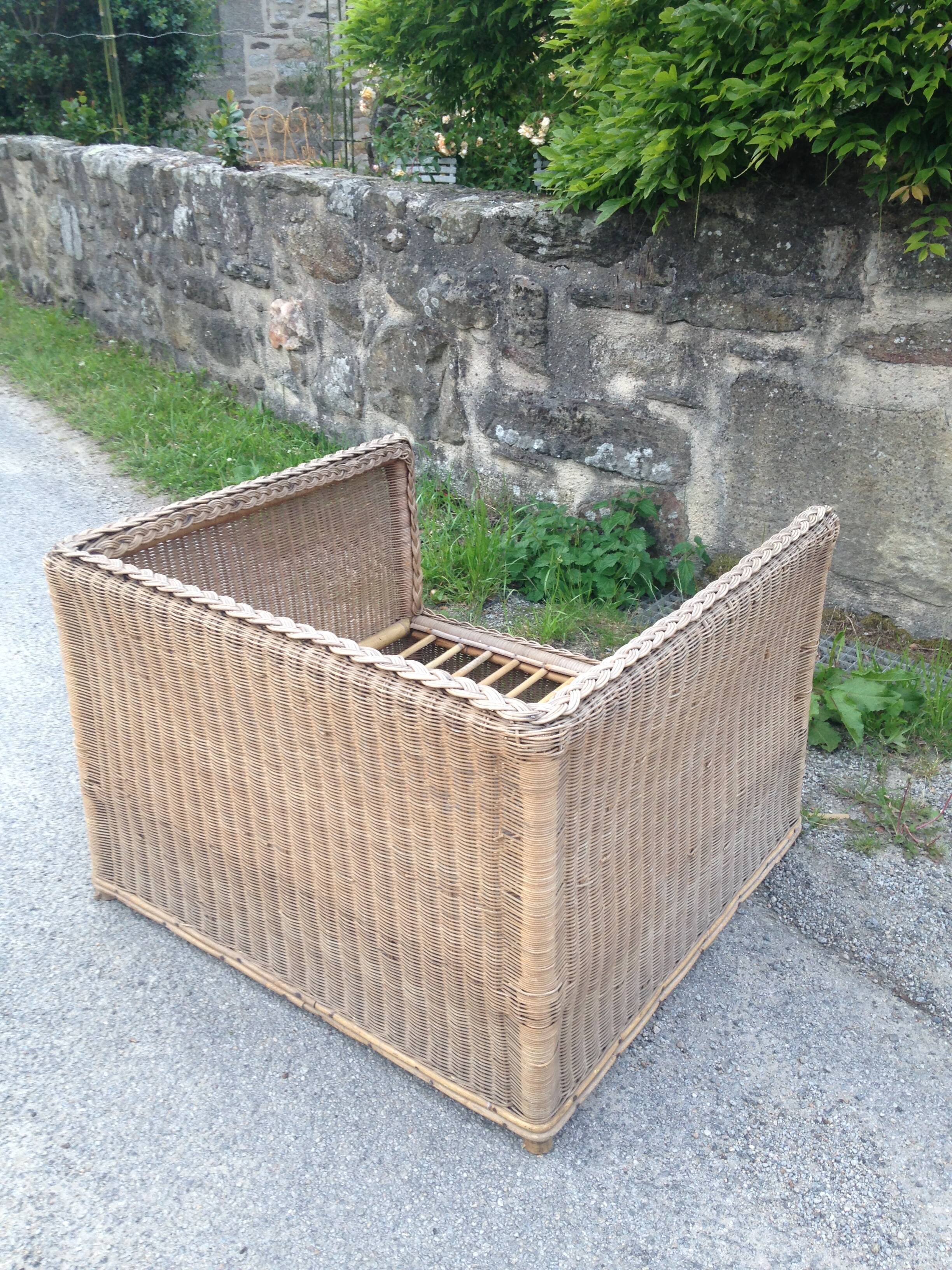 Fauteuil en osier des années 50