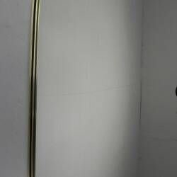 Miroir vintage avec bord en aluminium doré, années 1960