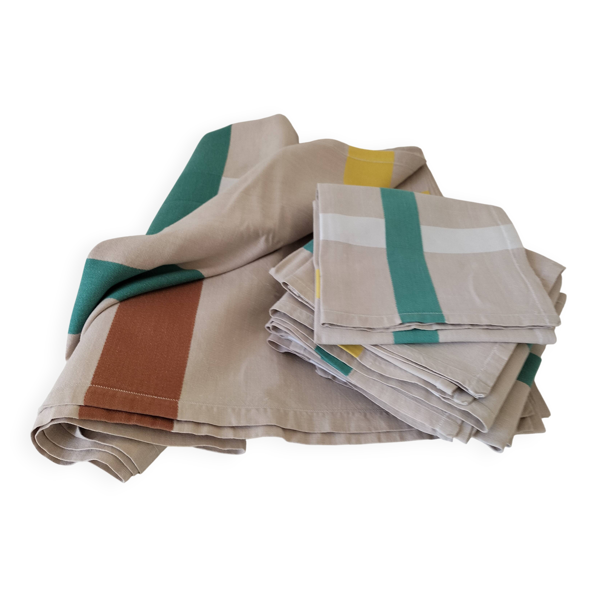 Tablecloth and 8 napkin set – graphic cotton