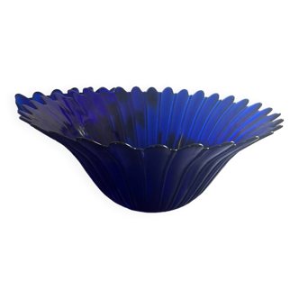 Large blue dish