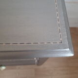 Antique chest of drawers