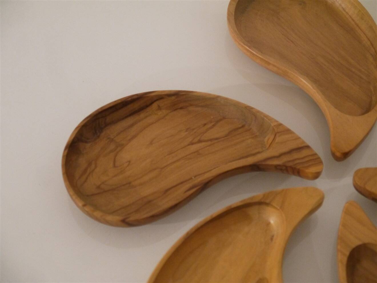 Set of vintage olive wood ramekins from the 1970s.