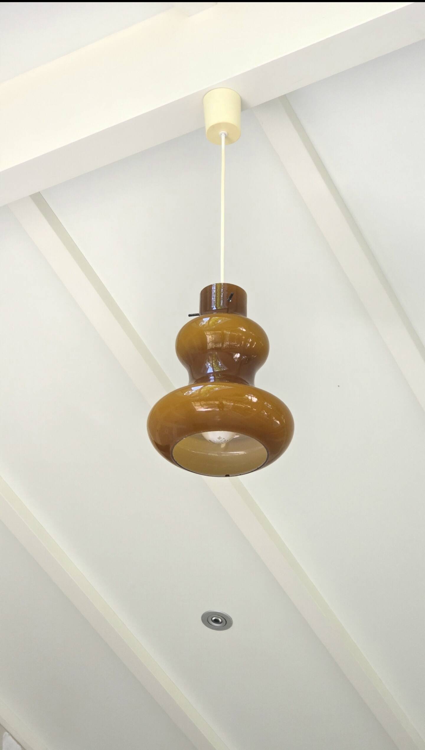 Brown suspension by Massimo Vignelli for Gino Vistosi, Murano.