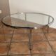 Table basse Space age. 1970. Acier chromé et verre.