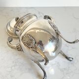 Ravinet d’Enfert silver-plated sugar bowl resting on 4 claw feet, Emp-style palmette motif