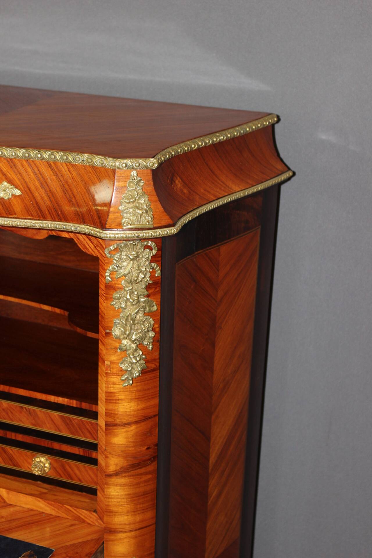 Napoleon III secretary in marquetry and bronze 19th century