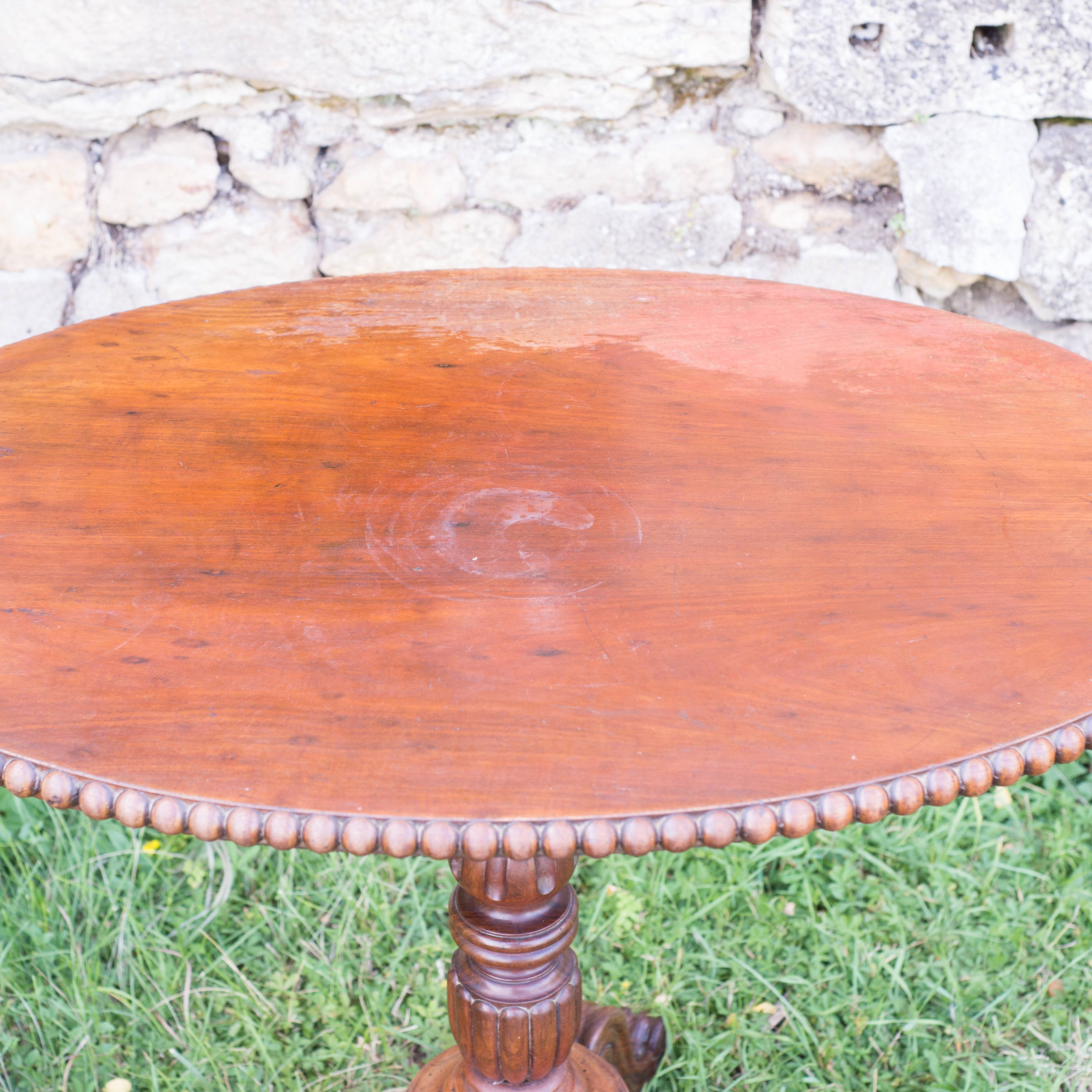 Side table or violin