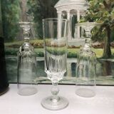 Set of 6 lance model champagne flutes, design made in France from the 1970s.