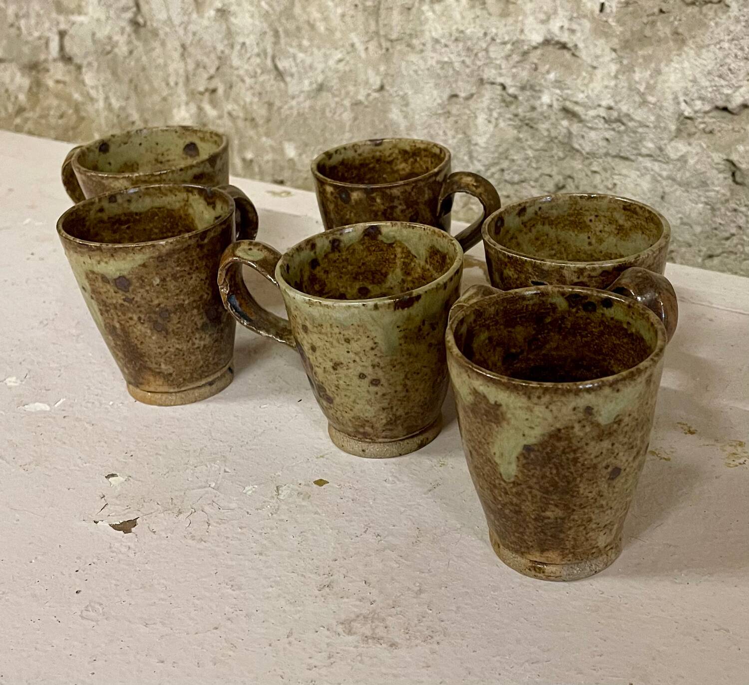 Set of 6 handcrafted stoneware cups – brown glaze
