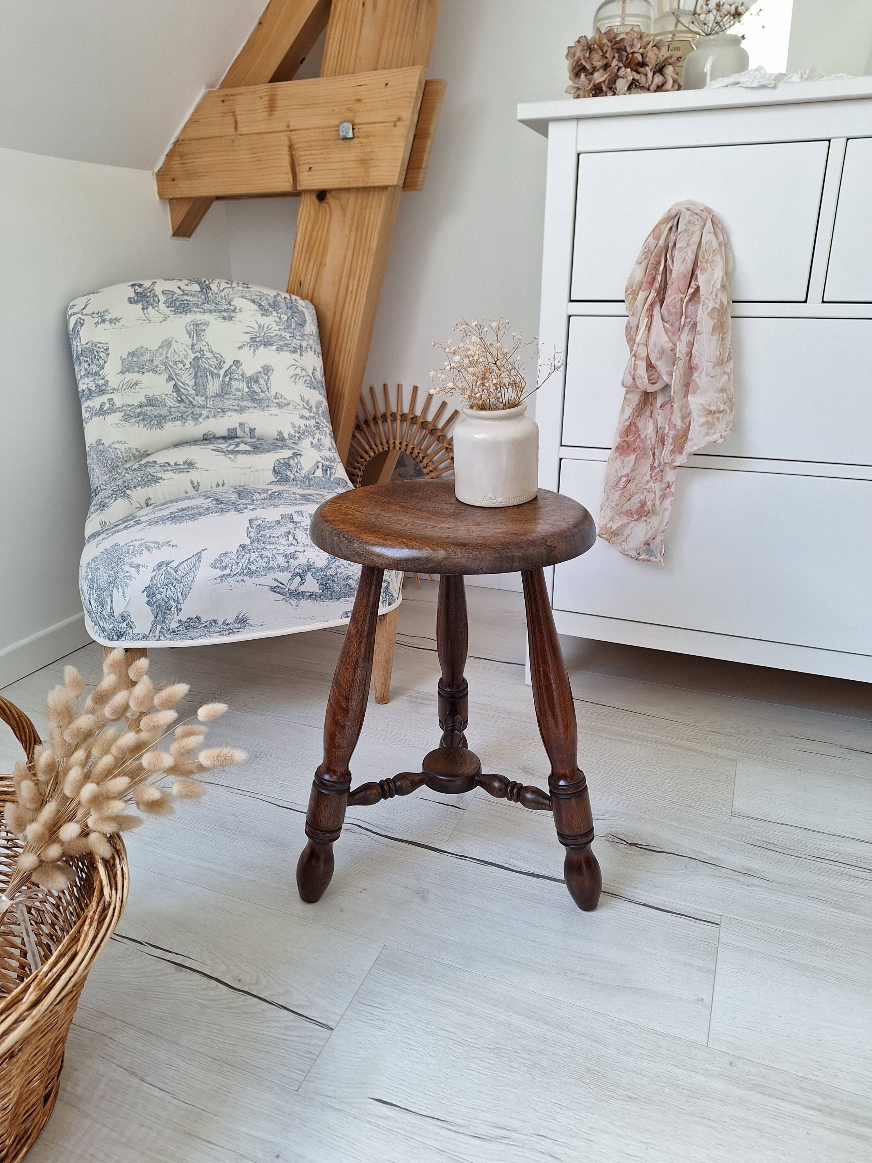 Vintage tripod stool