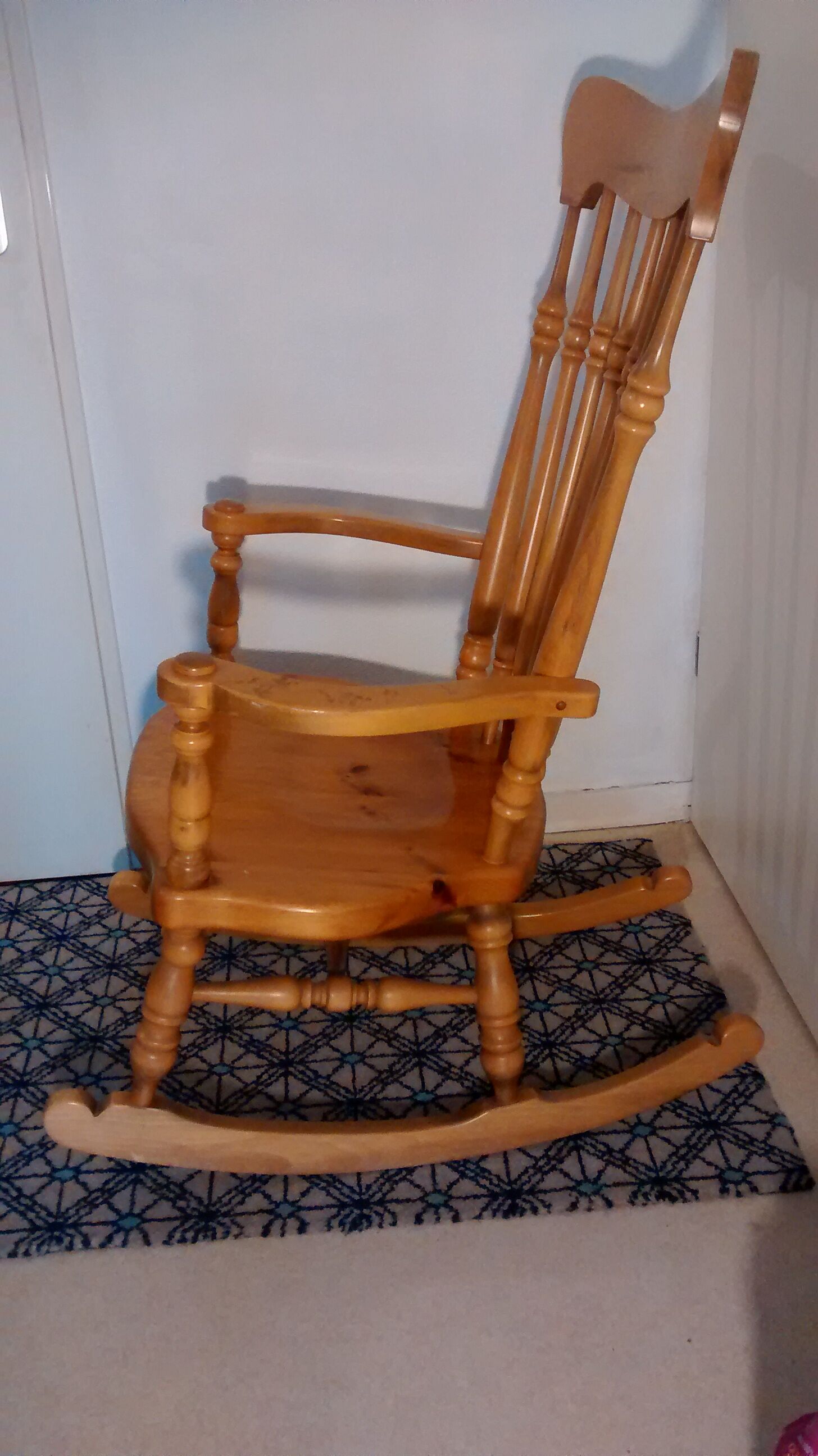 Rocking chair