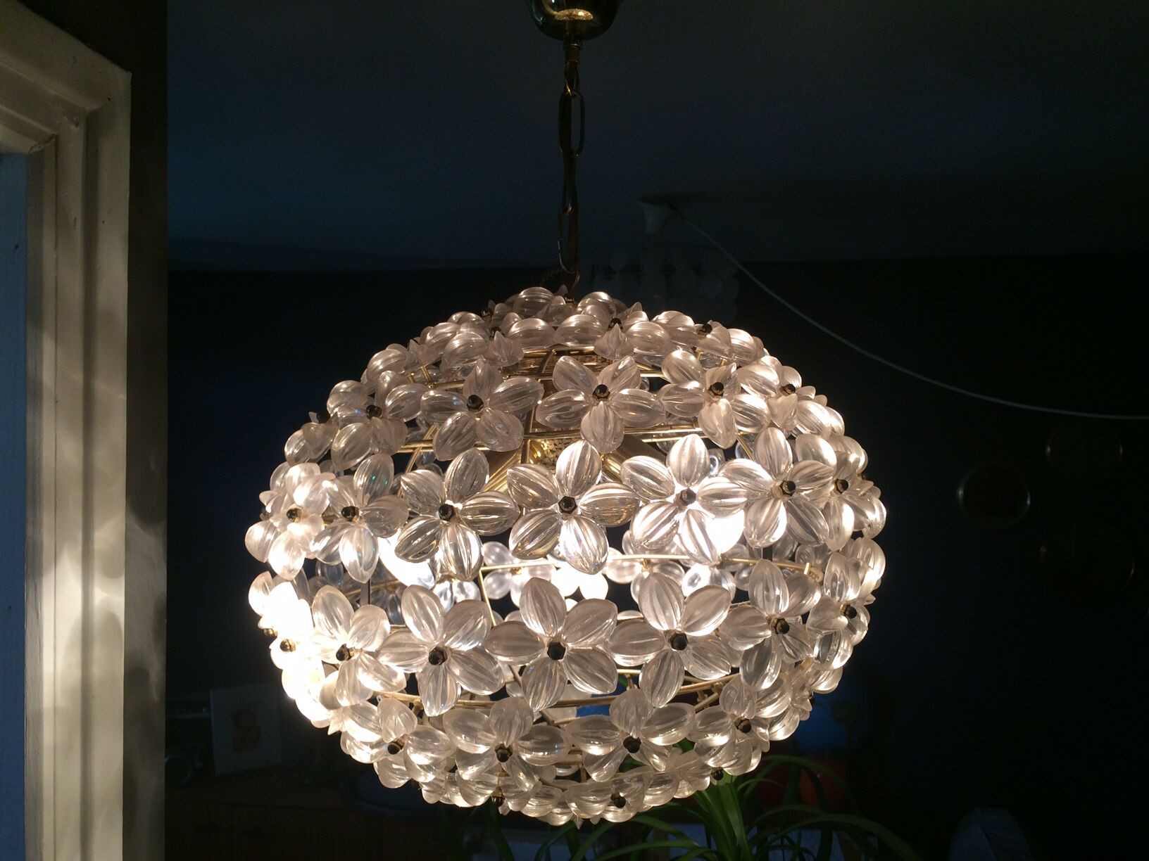 Vintage floral ball hanging lamp, 3 lights 60s