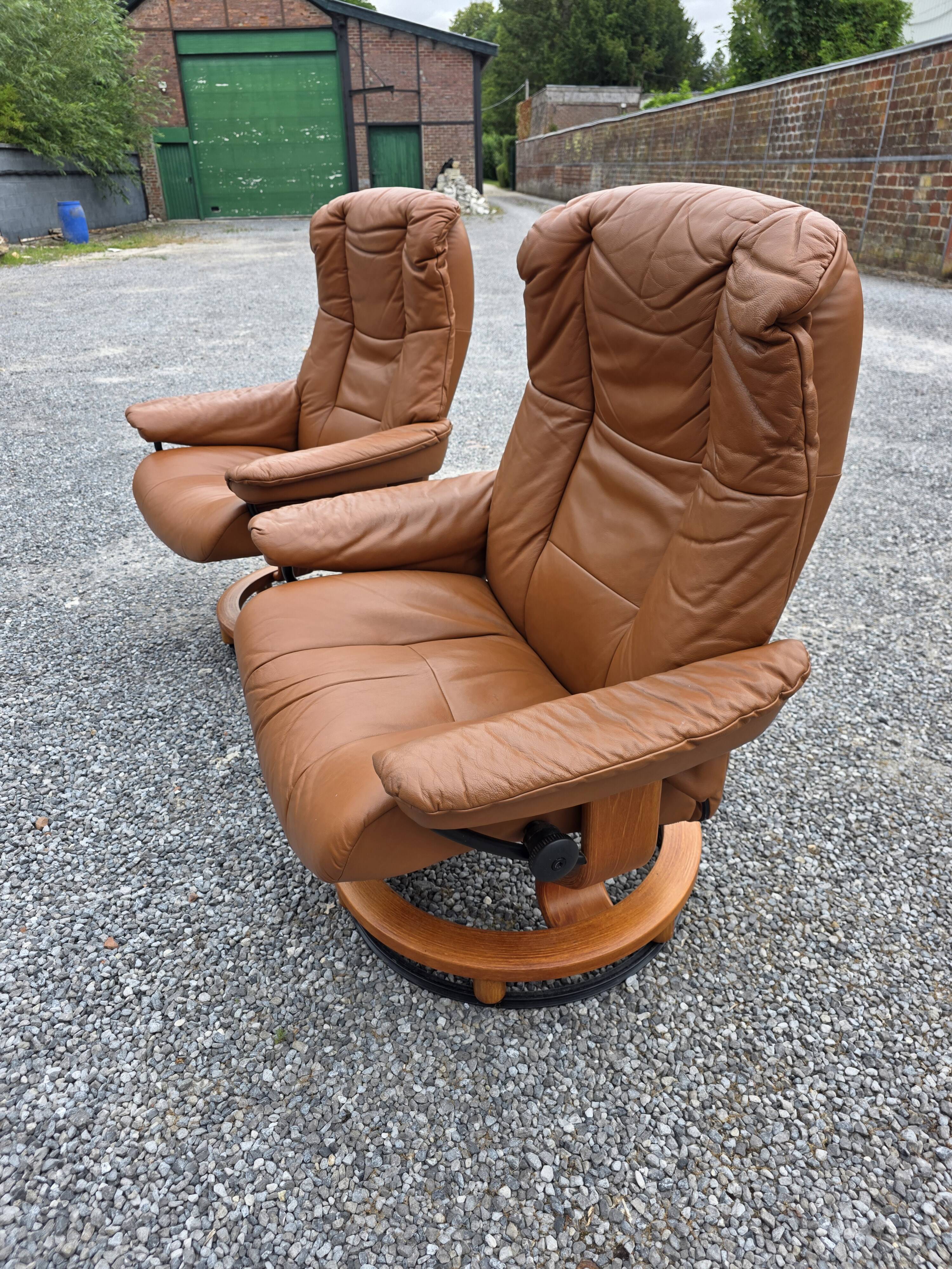 Pair of Ekornes Stressless leather armchairs, 1980s