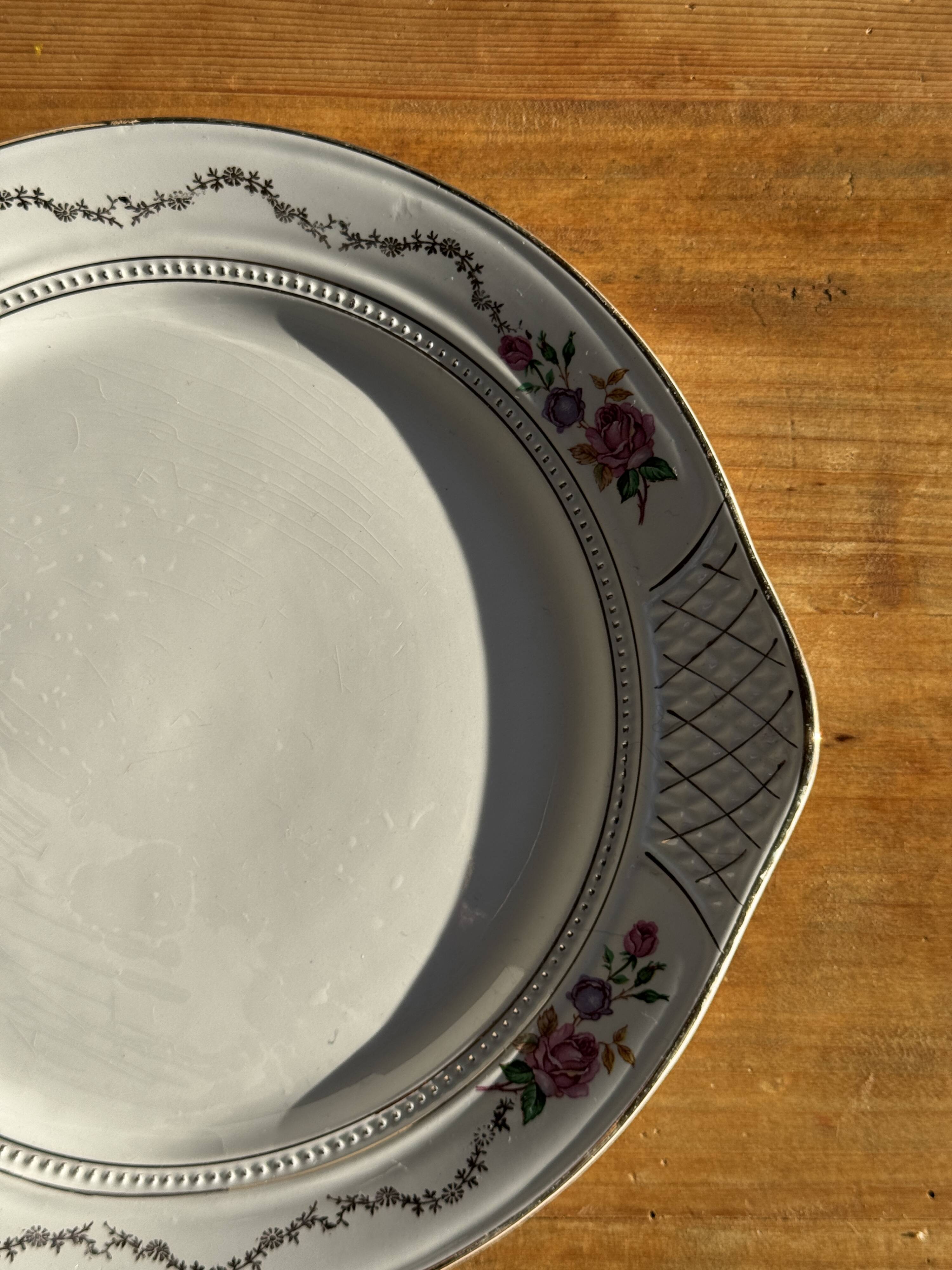 L'Amandinoise rose gold tart dish D30