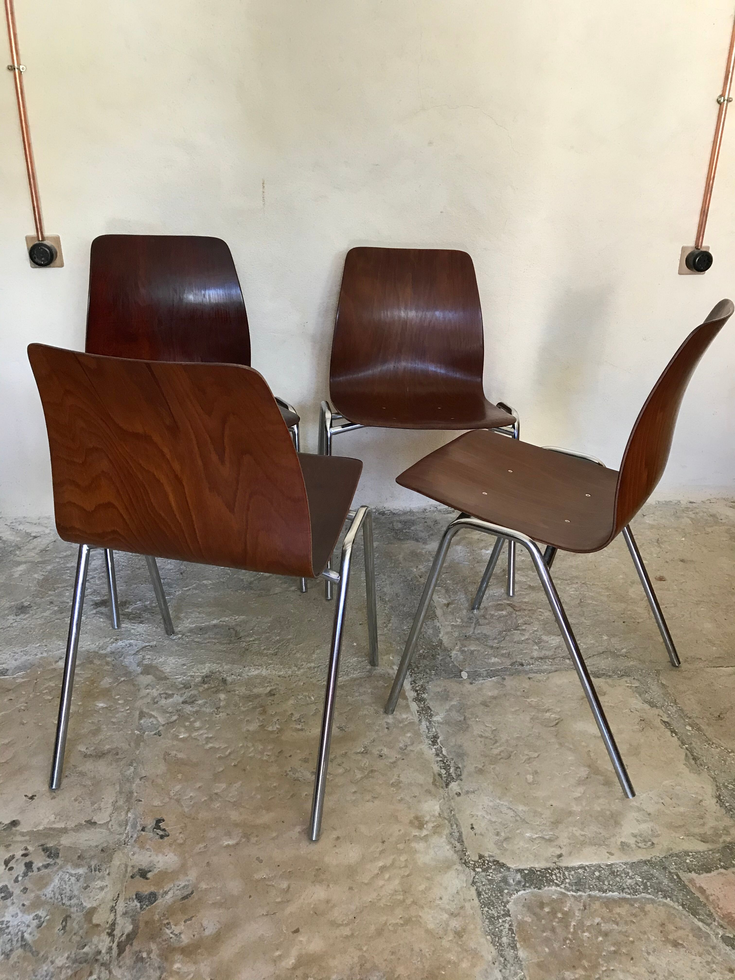 Set of 4 vintage chairs Pagholz West Germany
