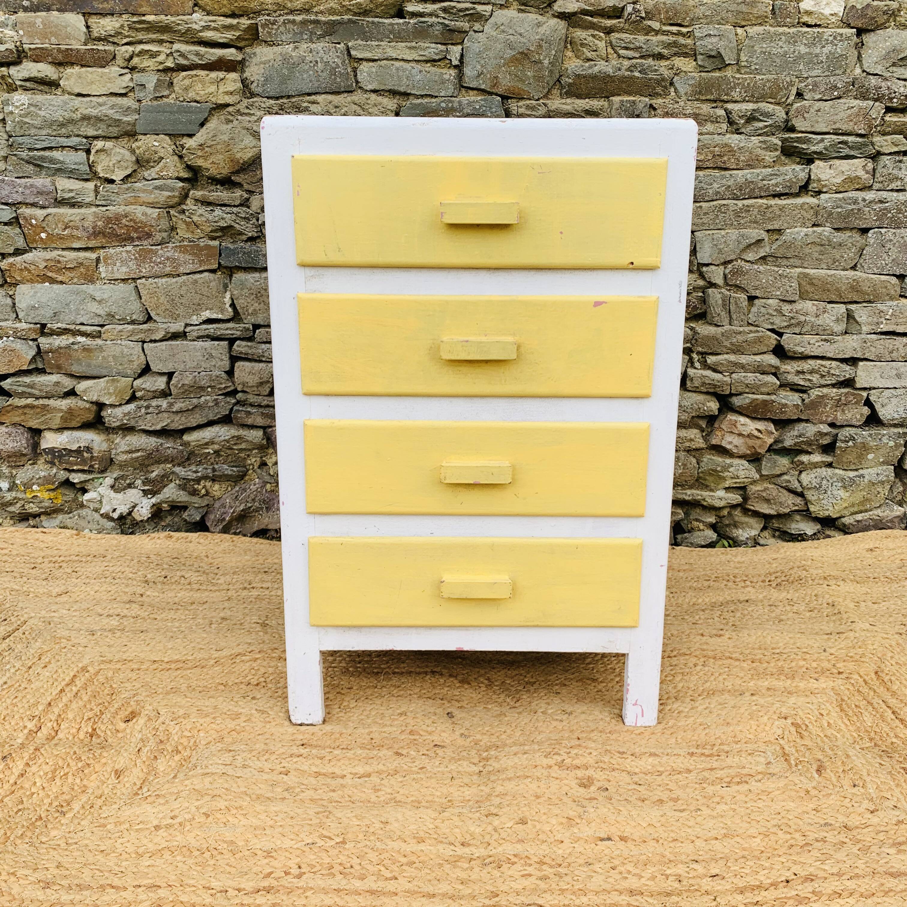 Parisian-style cabinet with 5 drawers