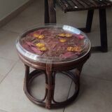 Table basse tabouret vintage en rotin