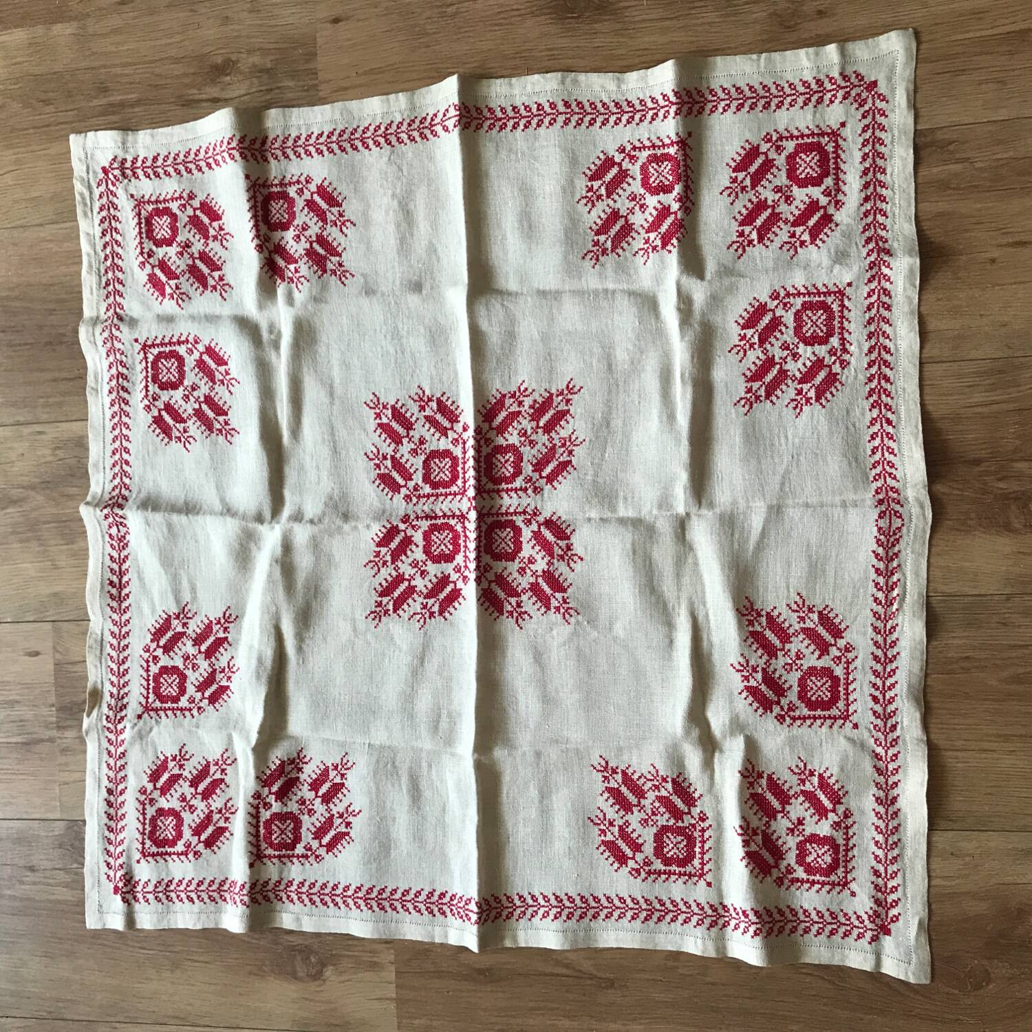 Hand embroidered linen tablecloth and napkins