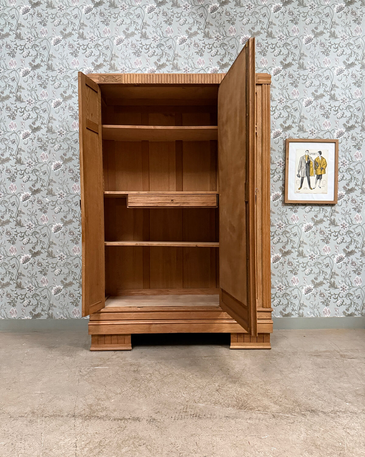 Art Deco oak wardrobe (renovated)