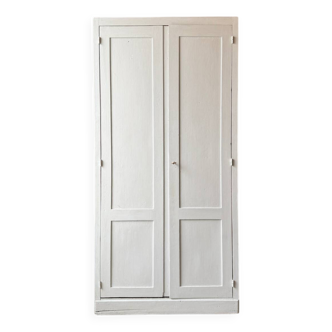 Patinated Parisian wardrobe (renovated)
